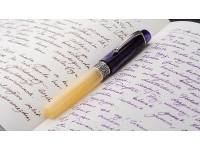 141. Kilk Celestial Fountain Pen  Purple (現貨只剩1支)
