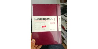 Port Red, Weekly Planner Medium (A5) 2026, English		Planner 2026 - 12M English